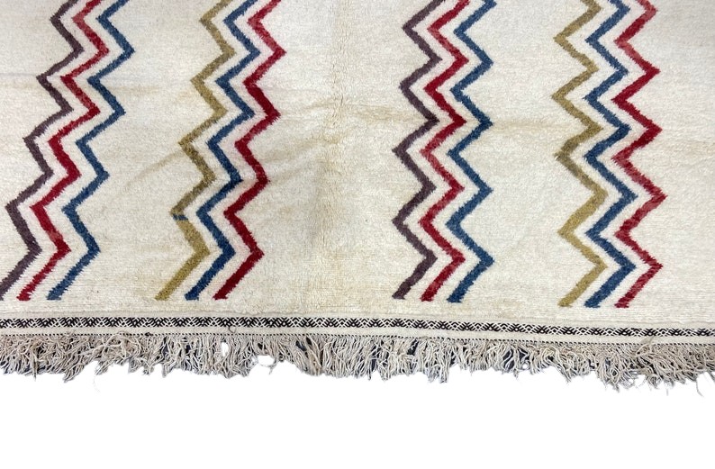 thigh-c_white_cream_blue_red_olive_green_khalida-soumaya_-3.jpg