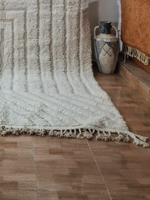 inamar_white_cream1_5.jpg