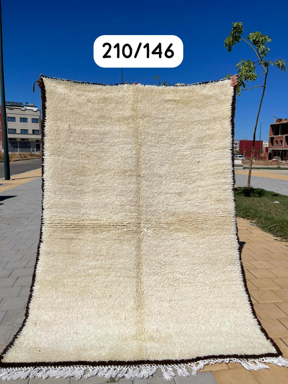 Vintage 210 x 146 cm