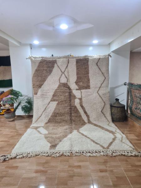 Assy Marokkaans handgemaakt tapijt