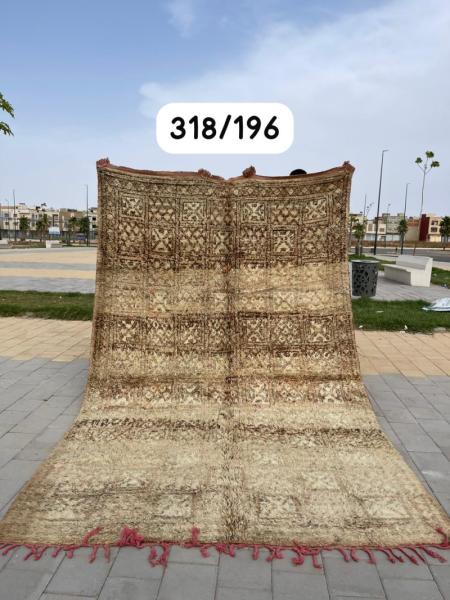 Vintage 318 x 196 cm